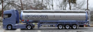 26902-scania-s450-met-de-tankoplegger